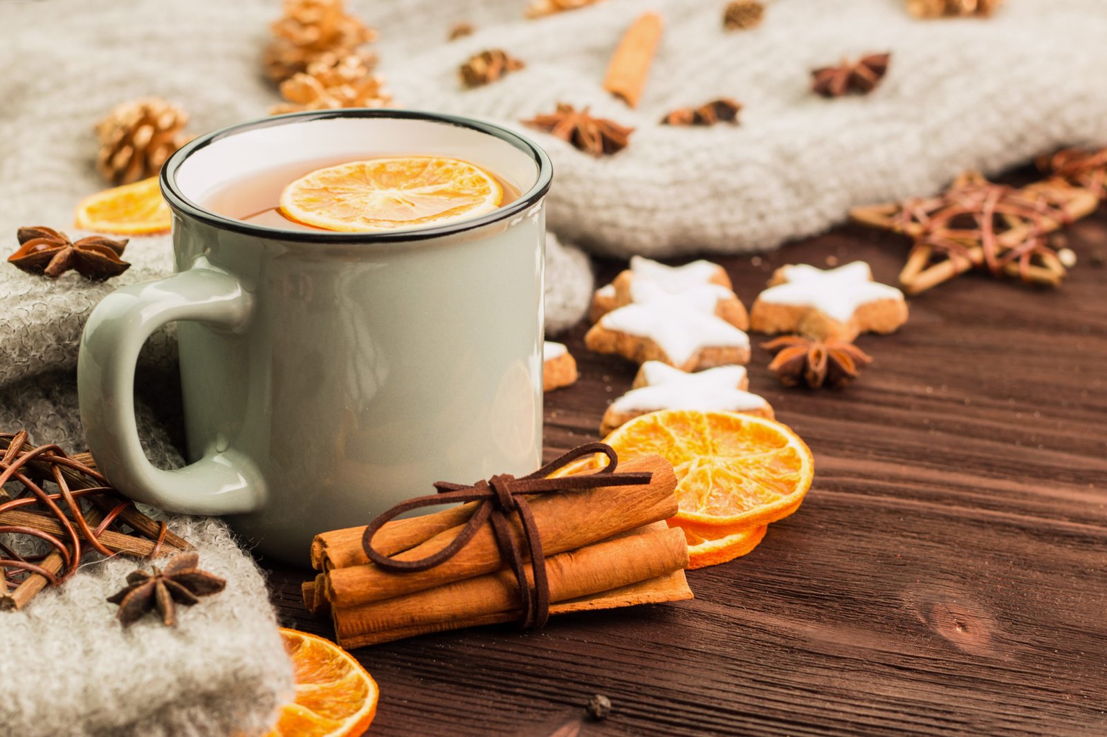 Beware of cinnamon during pregnancy: cinnamon stars and winter teas