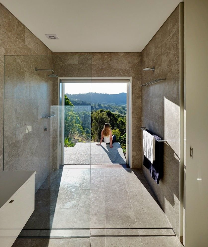 5 good reasons to choose a walk in shower