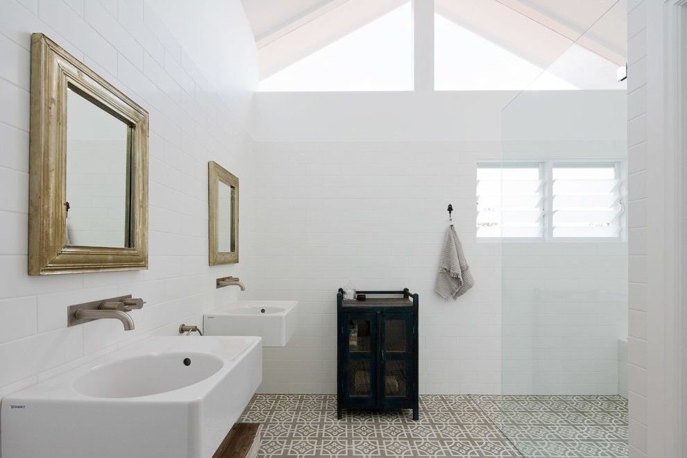 Bathroom tiles practical design with a strong impact