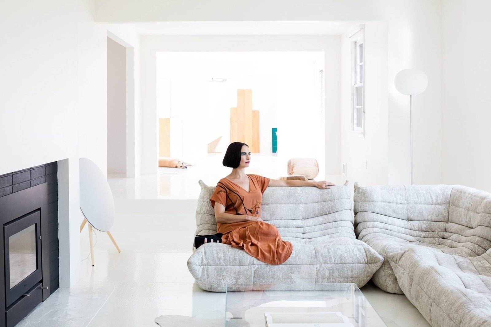 Inspiration tips for minimalist living room design