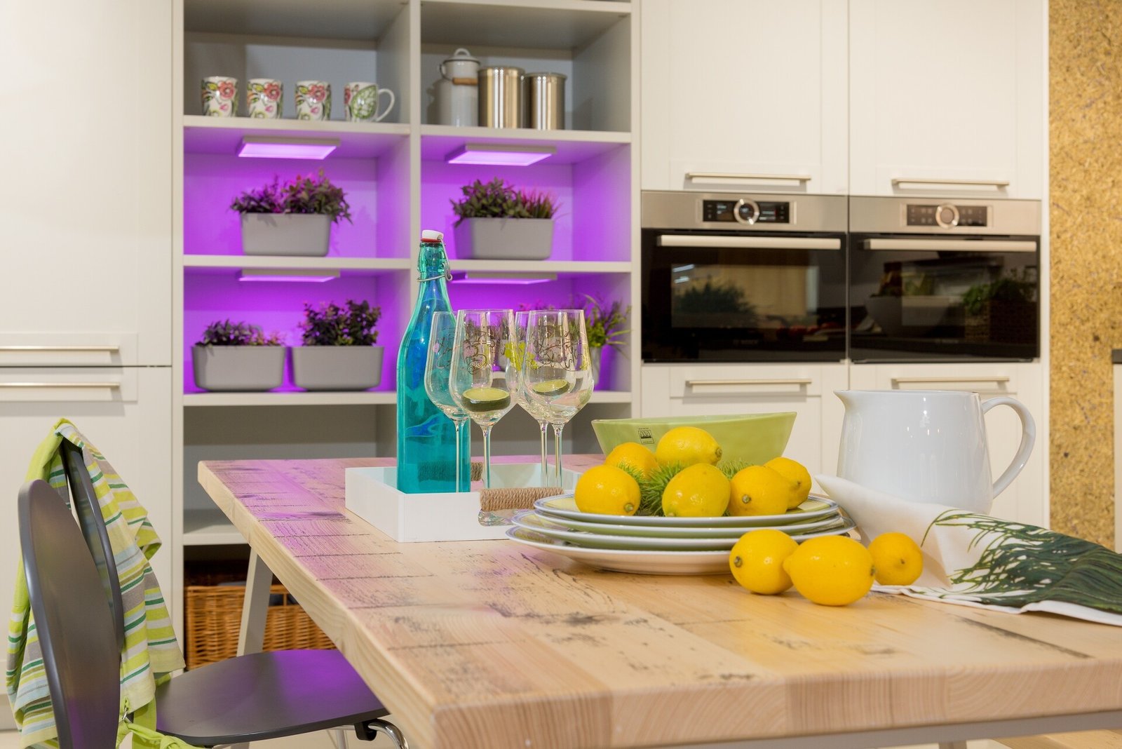 Modern kitchen in purple attractive and very elegant at