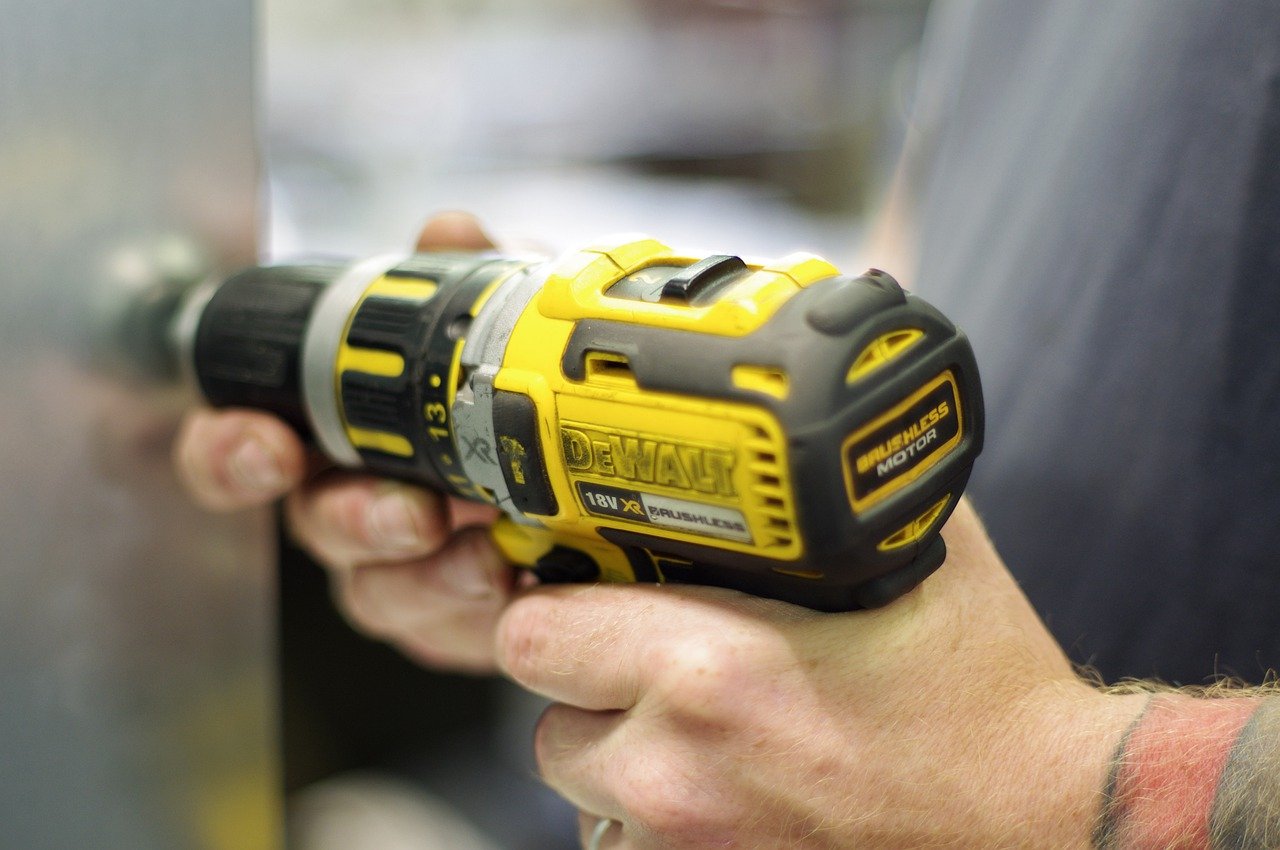 Cordless or corded tools for work around the house