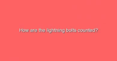 how are the lightning bolts counted 5874