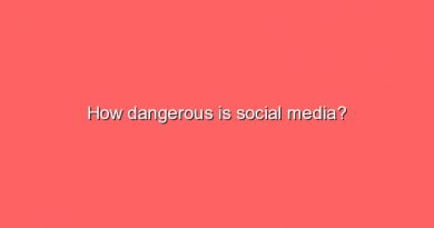how dangerous is social media 9650