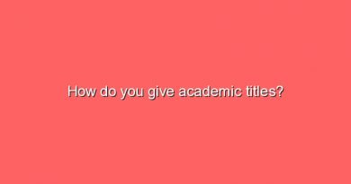 how do you give academic titles 6374