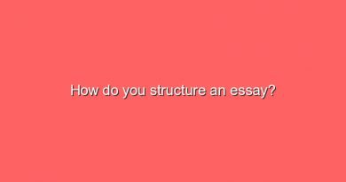 how do you structure an essay 6456