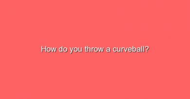 how do you throw a curveball 8440