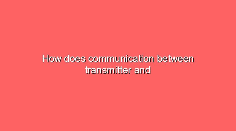 how does communication between transmitter and receiver work 11541