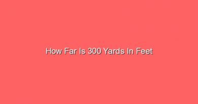 how far is 300 yards in feet 15201