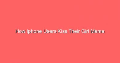 how iphone users kiss their girl meme 17038