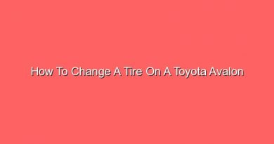 how to change a tire on a toyota avalon 16329