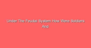 under the feudal system how were soldiers and samurai rewarded 21139