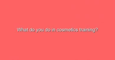 what do you do in cosmetics training 9370