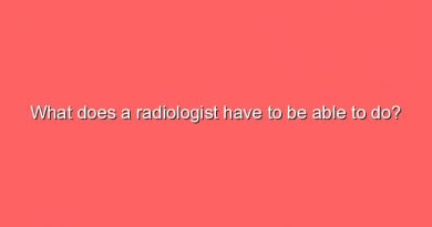 what does a radiologist have to be able to do 7433