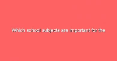 which school subjects are important for the profession of dental assistant 12892